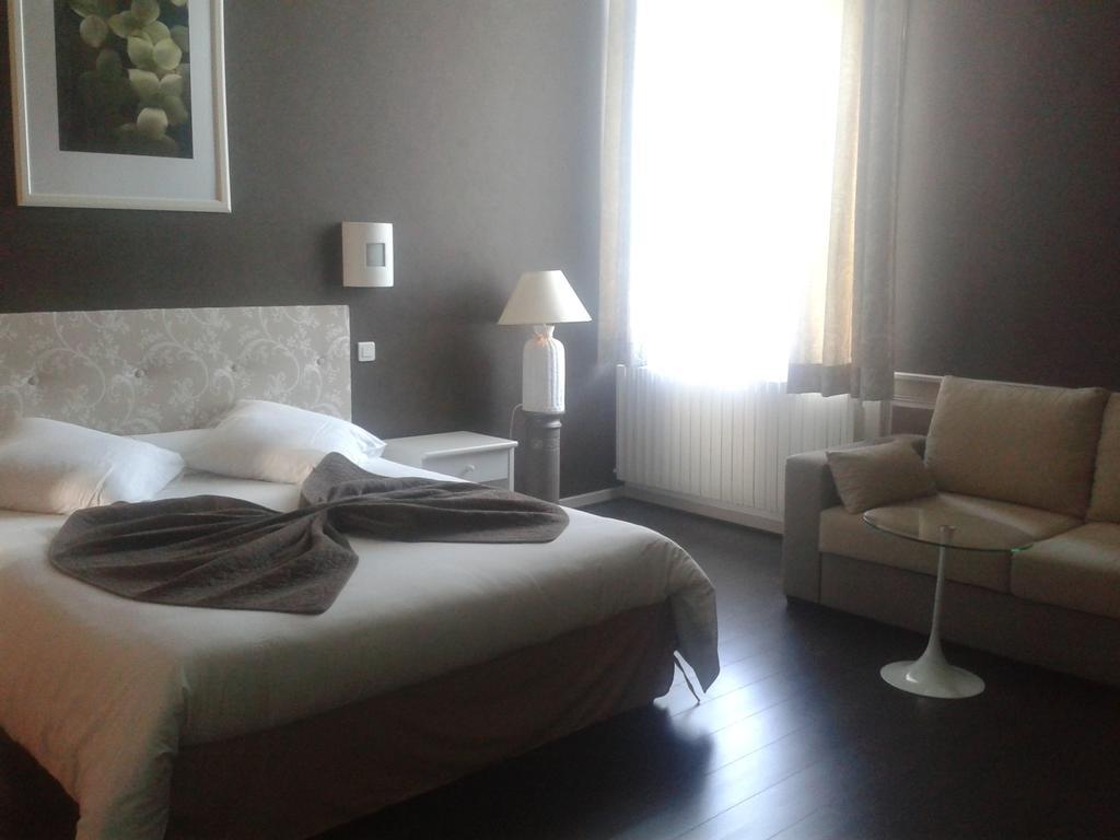 Le Chateau De Buchy Buchy  Room photo